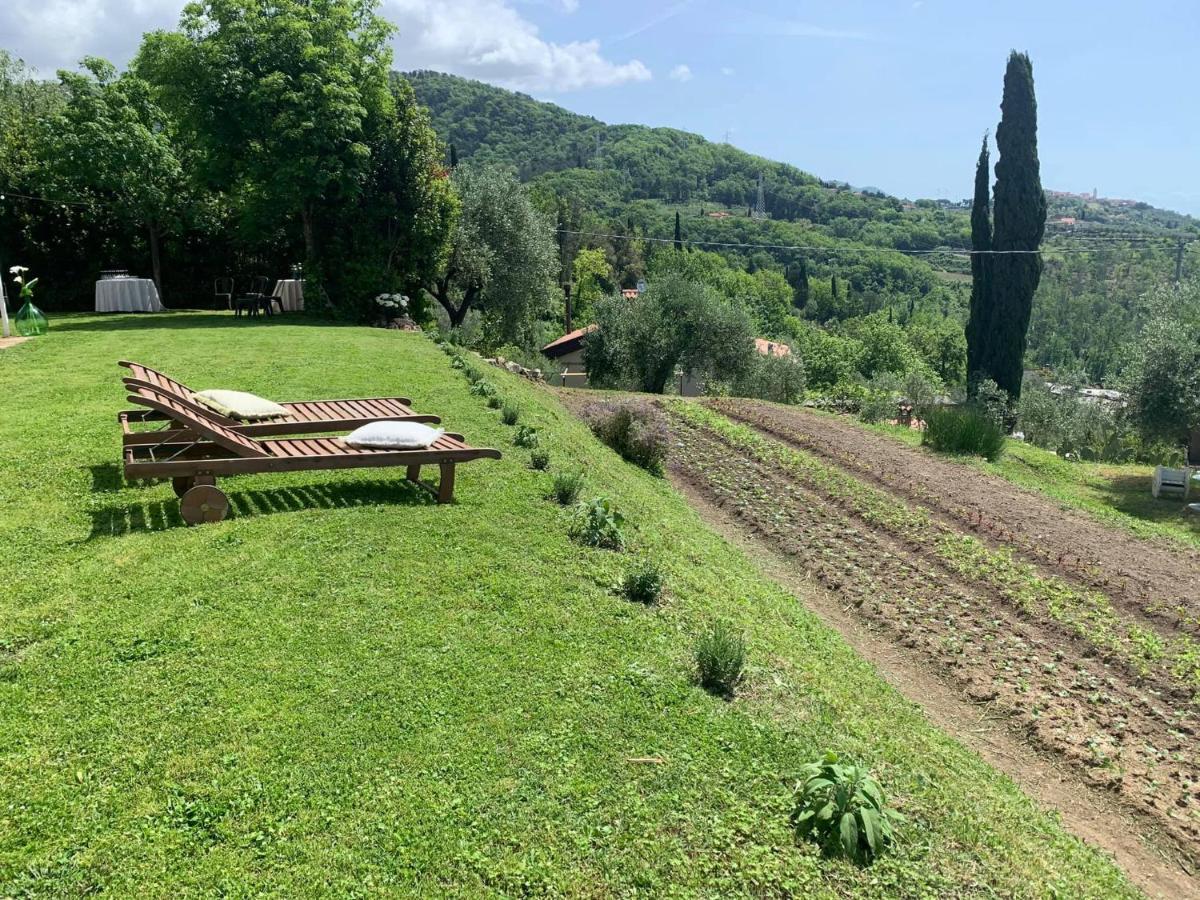 Locanda De Banchieri Fosdinovo Bagian luar foto