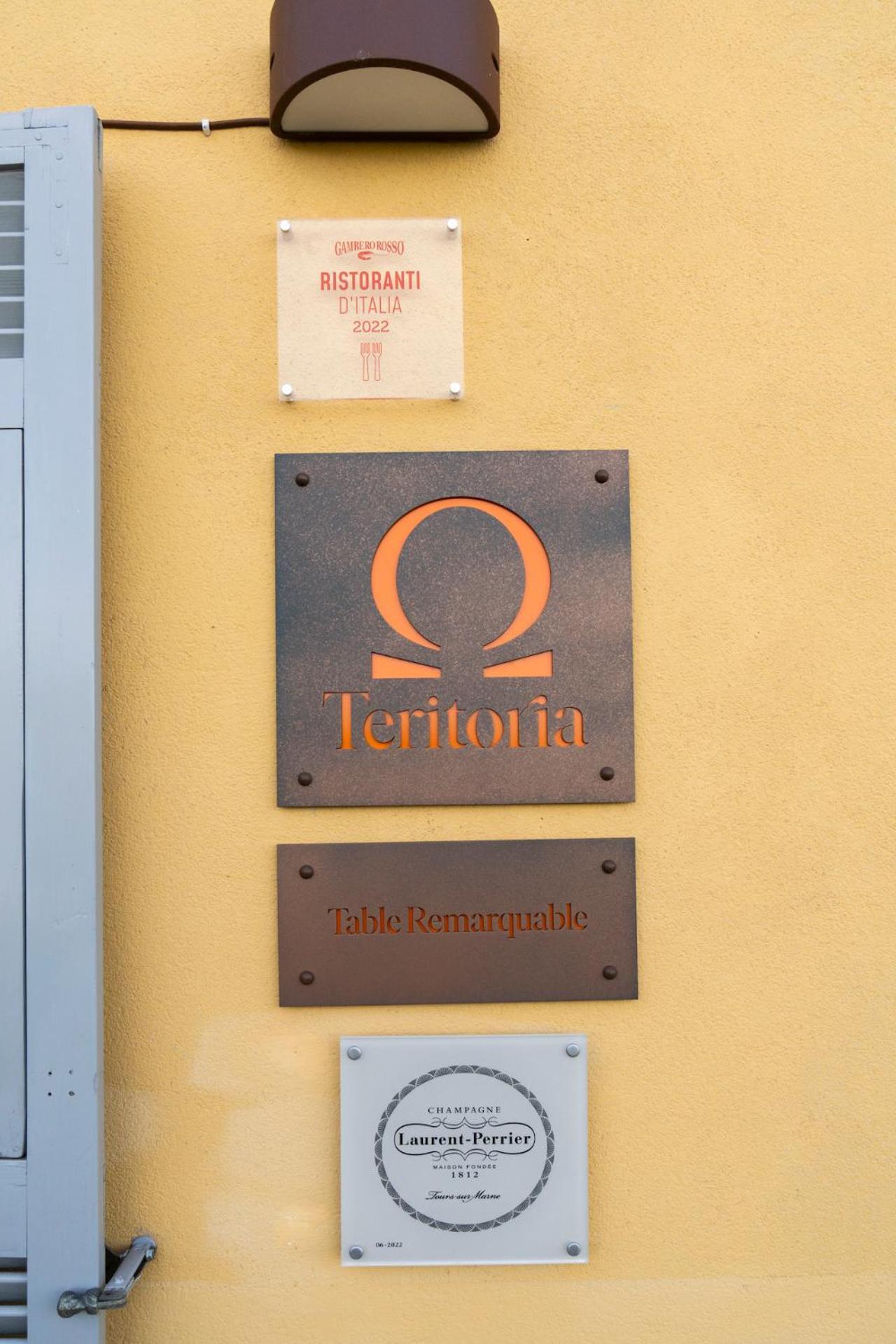 Locanda De Banchieri Fosdinovo Bagian luar foto