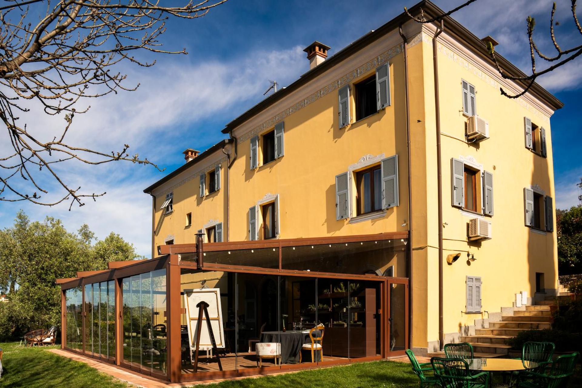 Locanda De Banchieri Fosdinovo Bagian luar foto